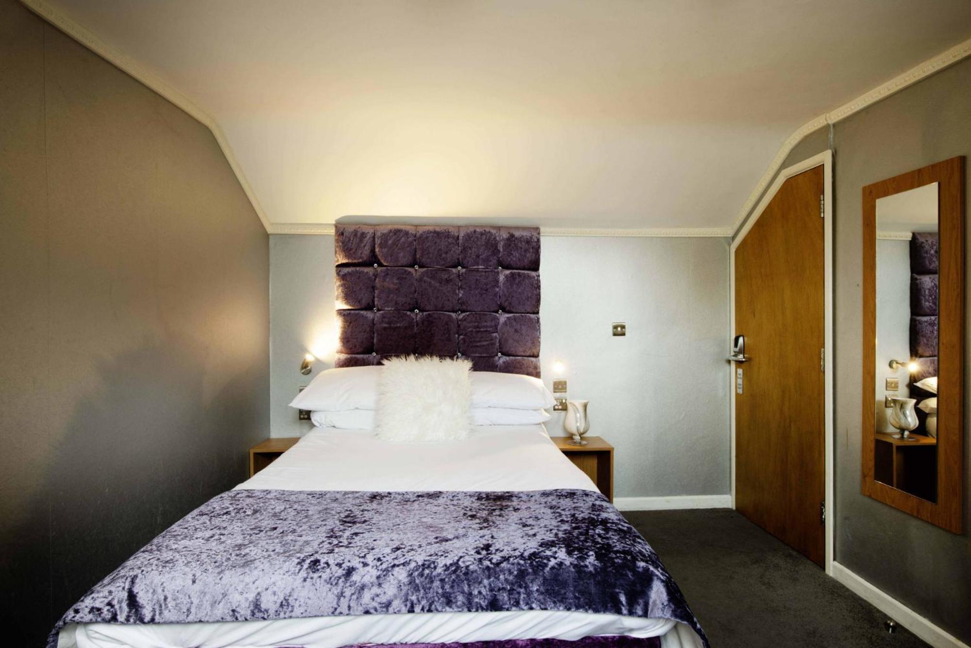 Hotels 24-7 - The Old Victoria Hotel Newport  Eksteriør bilde
